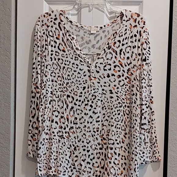 Finn & Grace Animal Print 3/4 Sleeve Blouse Women's Size S - Picture 1 of 12